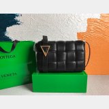 Bottega Veneta Best Replica Maxi Intreccio Cassette Nappa leather shoulder bag