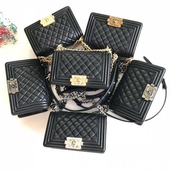 High Quality CC Le Boy Replica Best Black Bags lambksin 20cm