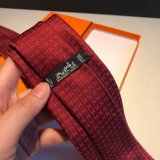 Hermes Faconnee H tie in hand-sewn silk