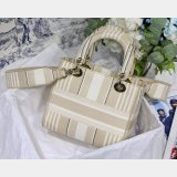 Lady Christian Dior Top Quality 24cm Embroidery Fake Bags