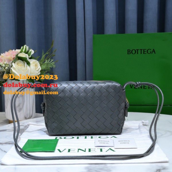 BEST Bottega Veneta Loop Camera Perfect bag 22cm