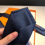 Hermes Faconnee H tie in hand-sewn silk