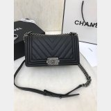 Buy top Replica CC V Le Boy Handbag caviar leather 25cm